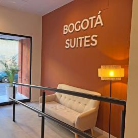 Alicante में, होटल NUEVO -Bogotá Suites- Apartamentos con cocina, AC, 15min del centro a pie