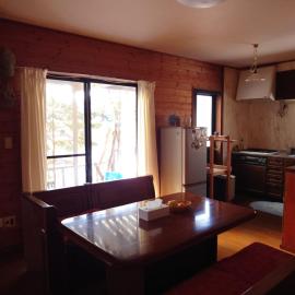 戸隠の自然に佇む 小さな一棟貸しコテージ Private Tiny Cottage in the Nature of Togakushi Breath in Earth, отель в Нагано