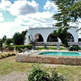 Villa Archidea - Con Piscina Privata Ed Ampio Giardino, viešbutis mieste Spekija