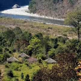 Vanghat Lodge, viešbutis mieste Jāmb
