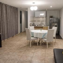 Apartamento 1 dormitorio excelente ubicacion, hotel Caymában