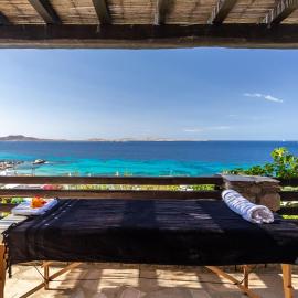Villa Macaro with Direct Beach Access