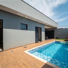 Casa com Piscina, Wi-Fi e Garagem, hotel in Pirassununga