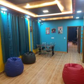 Serviced Apartments in Shimla - 3BHK and 4BK at Aagaman Woods, hotel Simlában