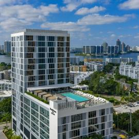 Residence Inn Miami Sunny Isles Beach, hotell i Miami Beach