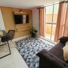 Loft central perto da praia, hotel in Caraguatatuba
