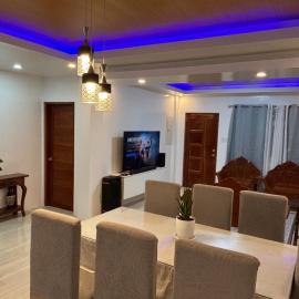 Three Bedrooms Vigan Stay and Short Drive to Tourist Spots, hotelli kohteessa Vigan