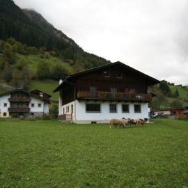 Ferienhaus Ruggenthaler, hotel em Matrei in Osttirol