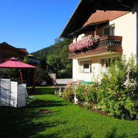 Ferienhaus Försterlisl - direkt beim Skilift, hotel en Kleinarl
