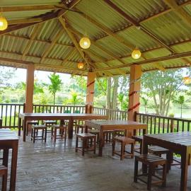 Canal Side Safari Resort