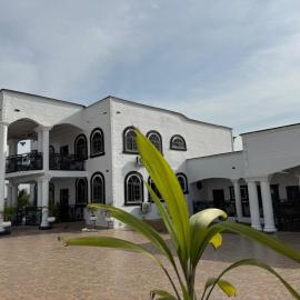 Miky Hillside Lodge, hotel in Sunyani