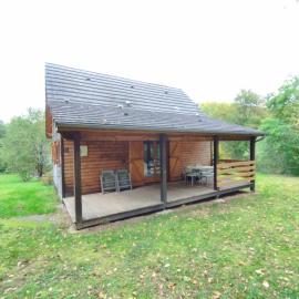 Gîte Chalet Morvan Bourgogne, khách sạn ở Corancy