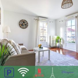 Spacieux T3 tout confort - Paris & Disneyland, hotel in Bussy-Saint-Georges