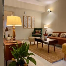 Vinyāsa Peaceful 2BHK NH Hari ki Pauri, hotel u gradu Haridvar