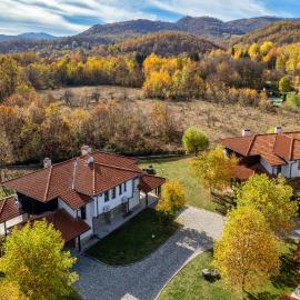 Къща за гости - Volpe new guesthouse, hotel v mestu Oreshak