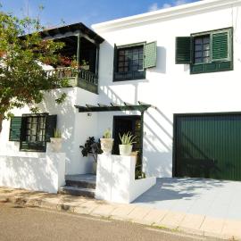 Casa Elena Playa - By AZ Rentals