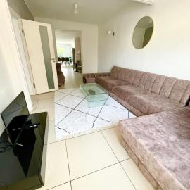 Large 6-bedroom house, close to Lille city center, CHR, hotel a Lilla