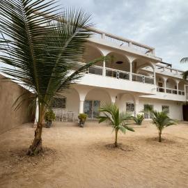 Keur NKH, hotell i Ouoran