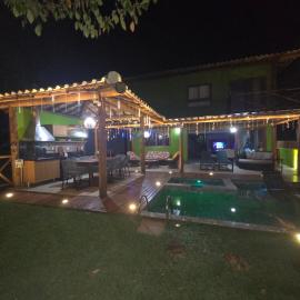 Villa Tropical PdF Completo Cozinheira excelente opcional, hotel in Mata de Sao Joao