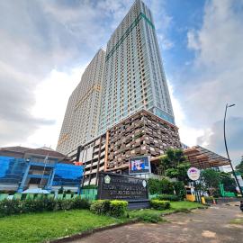 B Residence At By LiviRooms Tangerang, hotel a Tjilandak