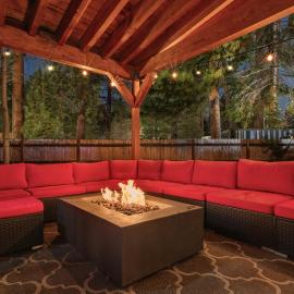Tahoe Cabin - Hot Tub, Fire Pit, Pool Table, 12Min to Heavenly - perfect for friends, families, pets