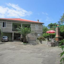 Joni Guest House, hotel i Batumi