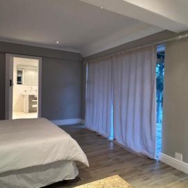 Bonza Bay Bliss, hotel in East London