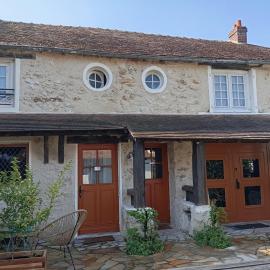 Studio de charme à Chevreuse，謝夫勒斯的飯店