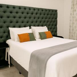Stylish 1 Bed Self Catering Near OR Tambo