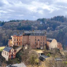 Chateau Suites - Schloss Malberg, hotel in Malberg