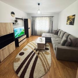 Edge Apartament, hotell sihtkohas Cristuru Secuiesc