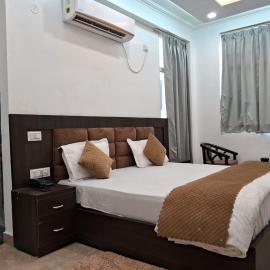 The Inspira Hotel Haridwar, hotell i Haridwār