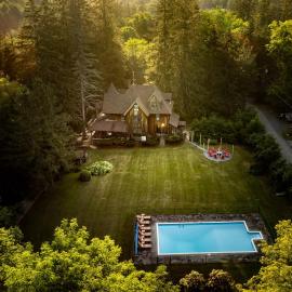 Mansion of Belleayre Mountain! POOL, SAUNA, Game Room, hotel em Fleischmanns