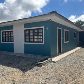 Casa de Praia Completa de 3 quartos a Poucos Metros do Mar