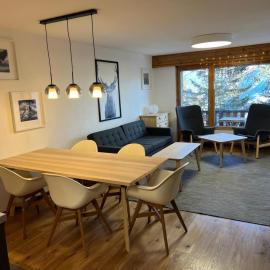 Cosy studio for 5 near ski lift, HAMEAU D2, hotel en Les Collons