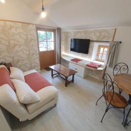 Les fruitiers de la Sulpiciere le myrobolan, hotell i Cholet