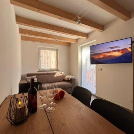 Alpen Lodge Predazzo, hotel Predazzóban