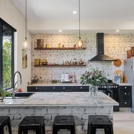 Escape to a Mountain Retreat in Beechmont, Australia, hotell i Beechmont