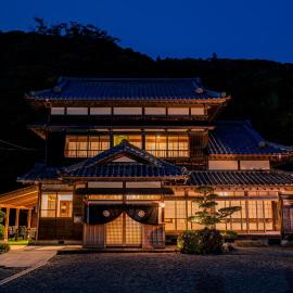 サウナ付き古民家の宿 和ごろも - Kominka no yado Wagoromo -, Hotel in Ōtaki