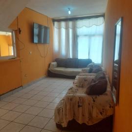 Casa Familiar, hotel en Esquipulas