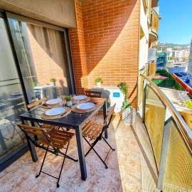 CBN Apartments, hotel in Lloret de Mar