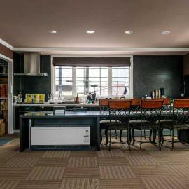 BIEI TERRACE 2nd Floor - 2F専用独立玄関 - 2F占有127平米2LDK - 大型バスルーム, 85型スマートTV, 無料Wi-Fi -駅前通り景観条例指定地区