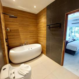 Samma Karuna Beach & Wellness Resort - Intoxicants free, hotel em Srithanu