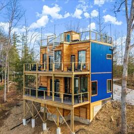 *Rooftop Deck*Hot Tub*Sauna*Fire Pit*Sunset Views*, hotel Camptonban