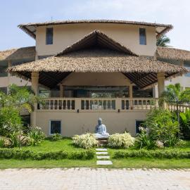 Coconest Premium Deluxe Rooms, hotel sa Pollachi