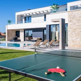 Villa Asmoa by Villas Guide
