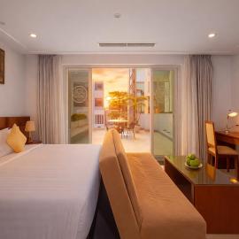 White Lotus Hotel Saigon