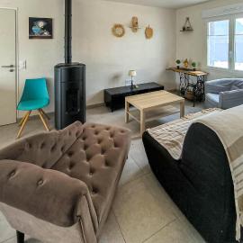 3 Bedroom Cozy Home In La Jonchere