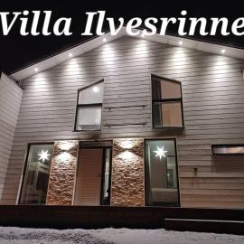 Spacious Villa Ilvesrinne in Ruka - 2 winter ski passes, Sauna, EV Char, Forest views, hotel em Ruka