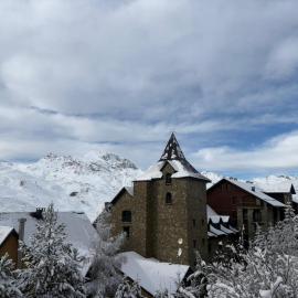 SNÖ Villa de Sallent 4, khách sạn ở Formigal